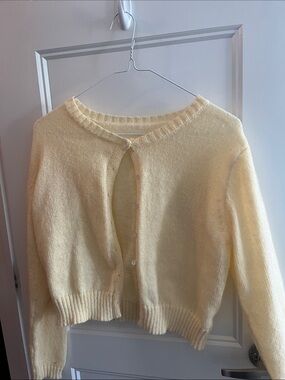 Simons Pale Yellow Fuzzy Button Cardigan